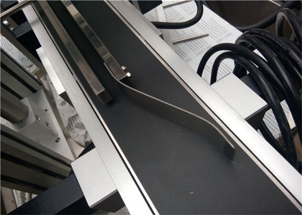 Автоматска машина за врвно обележување за шише / тегла / контејнер