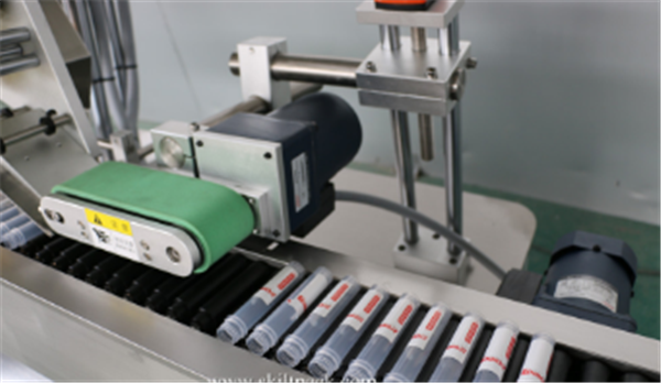 Машина за обележување налепници за налепници Серво мотор Автоматска цевка за ампула Sitkcer