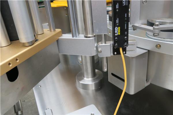 Машина за обележување на ротациони налепници со голема брзина со појас за опции за машини за полнење