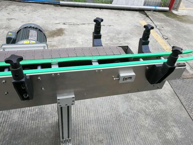 Целосен автоматски апликатор за етикета налепници, машина за обележување шишиња со сертификација за CE