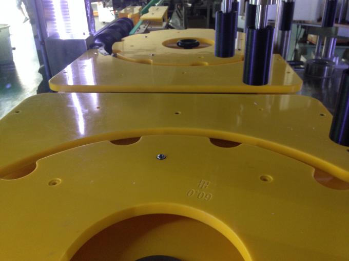 Високо производство на машина за етикетирање на вино / пиво, етикета на тркалезно шише