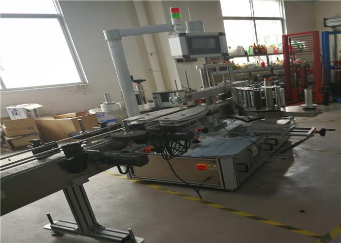 Самолеплива машина за обележување налепници за хемиски, етикети од стапче за шишиња со вода 3