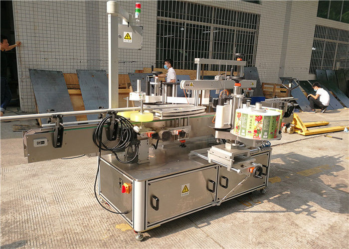 Кина Самолеплива машина за етикетирање на рамно шише, снабдувач на машини за апликации за етикети за шишиња