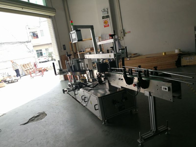 Кина машина за обележување налепници за шишиња со двојно лице, ширина на етикета 190мм добавувач