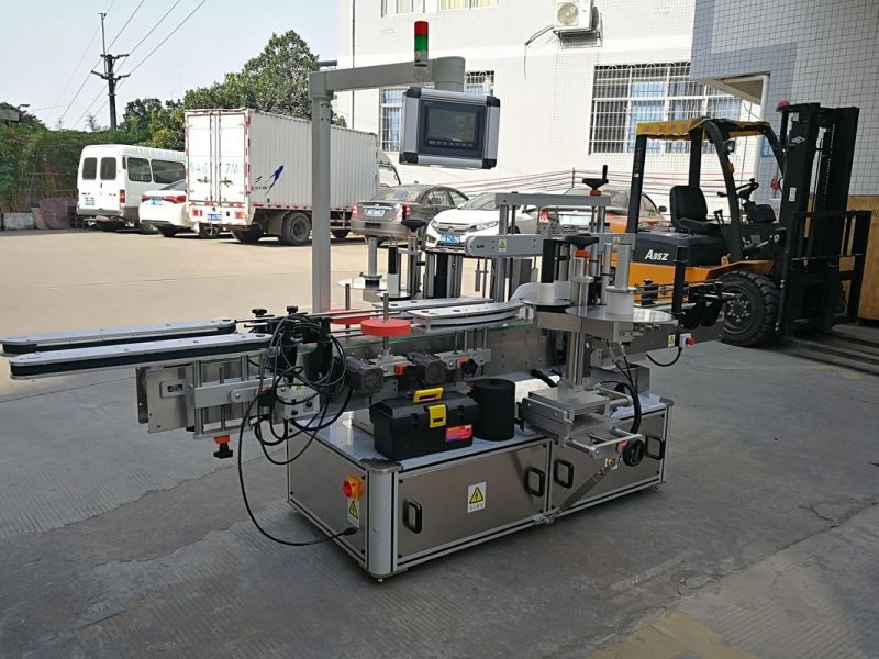 Кина Шампон шише двојно леплива машина за етикетирање целосно автоматско снабдувач